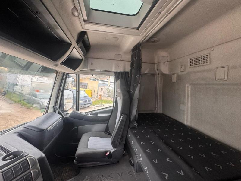 Тягач Iveco Stralis 500: фото 8