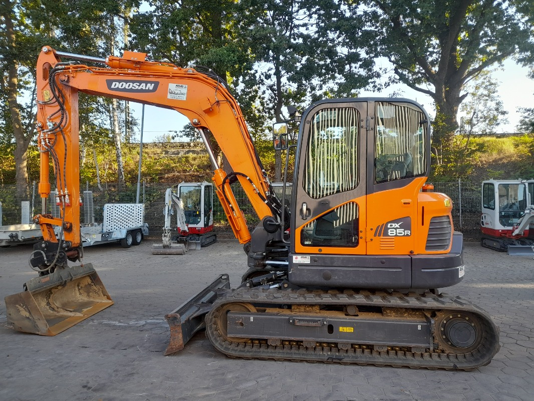 Doosan DX85R-3 - Экскаватор: фото 2 Doosan DX85R-3 - Экскаватор: фото 2