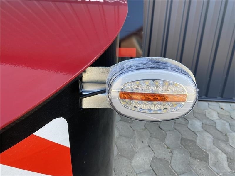 Case IH Frontvægtklods 1800 kg med lys - Противовес: фото 4 Case IH Frontvægtklods 1800 kg med lys - Противовес: фото 4