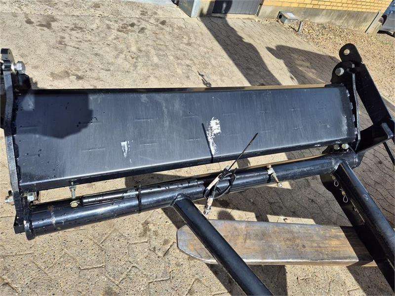 Case IH RB 545 silage pack Ballevender til RB 545 - Пресс-подборщик рулонный: фото 3 Case IH RB 545 silage pack Ballevender til RB 545 - Пресс-подборщик рулонный: фото 3