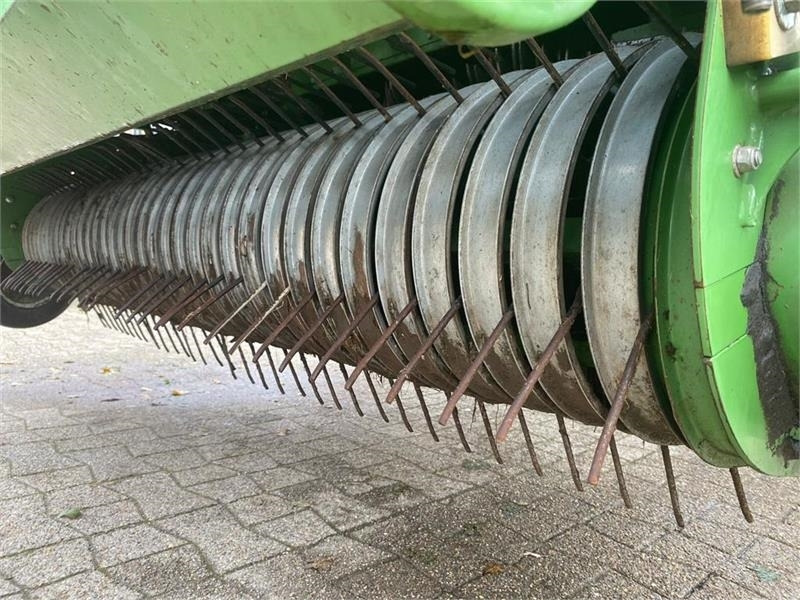 Krone CV 150 XC Extreme Comprima X-treme - Пресс-подборщик рулонный: фото 4 Krone CV 150 XC Extreme Comprima X-treme - Пресс-подборщик рулонный: фото 4