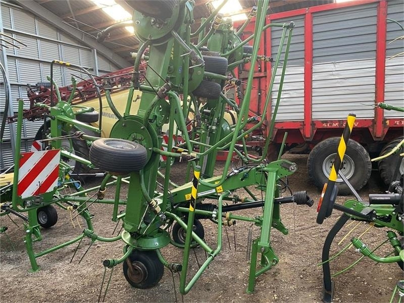 Krone KW 8.82/8 - Сеноворошилка: фото 2 Krone KW 8.82/8 - Сеноворошилка: фото 2