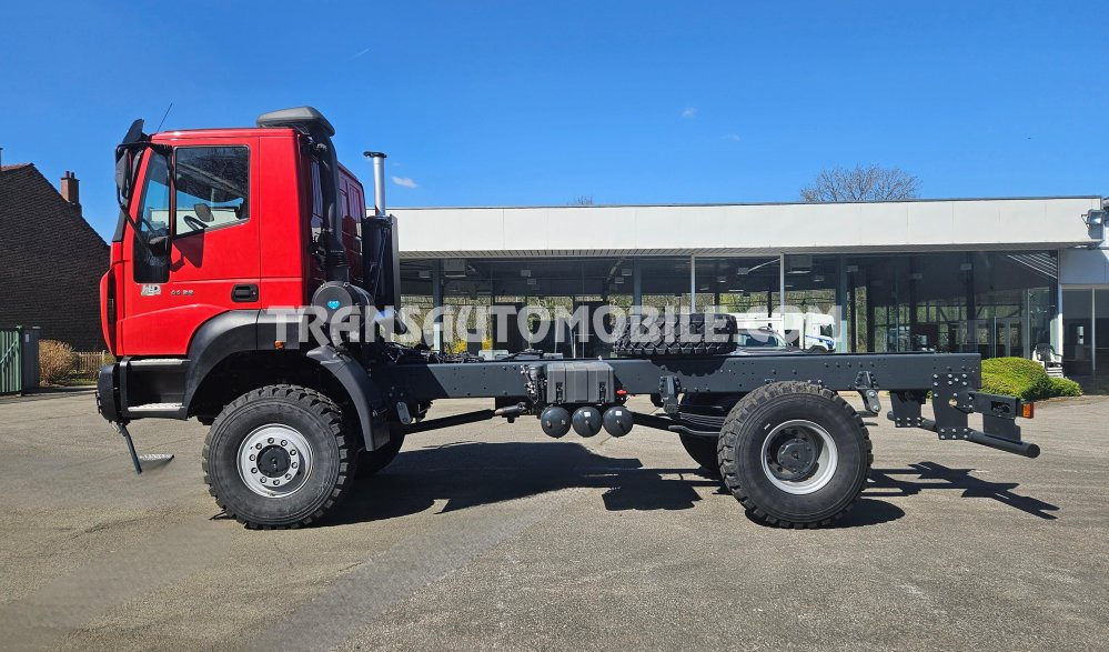IVECO ASTRA HD9 44.38 12.9L TURBO DIESEL chassis cab heavy duty 4x4 single rear - EXPORT OUT EU - Грузовик-шасси: фото 5 IVECO ASTRA HD9 44.38 12.9L TURBO DIESEL chassis cab heavy duty 4x4 single rear - EXPORT OUT EU - Грузовик-шасси: фото 5