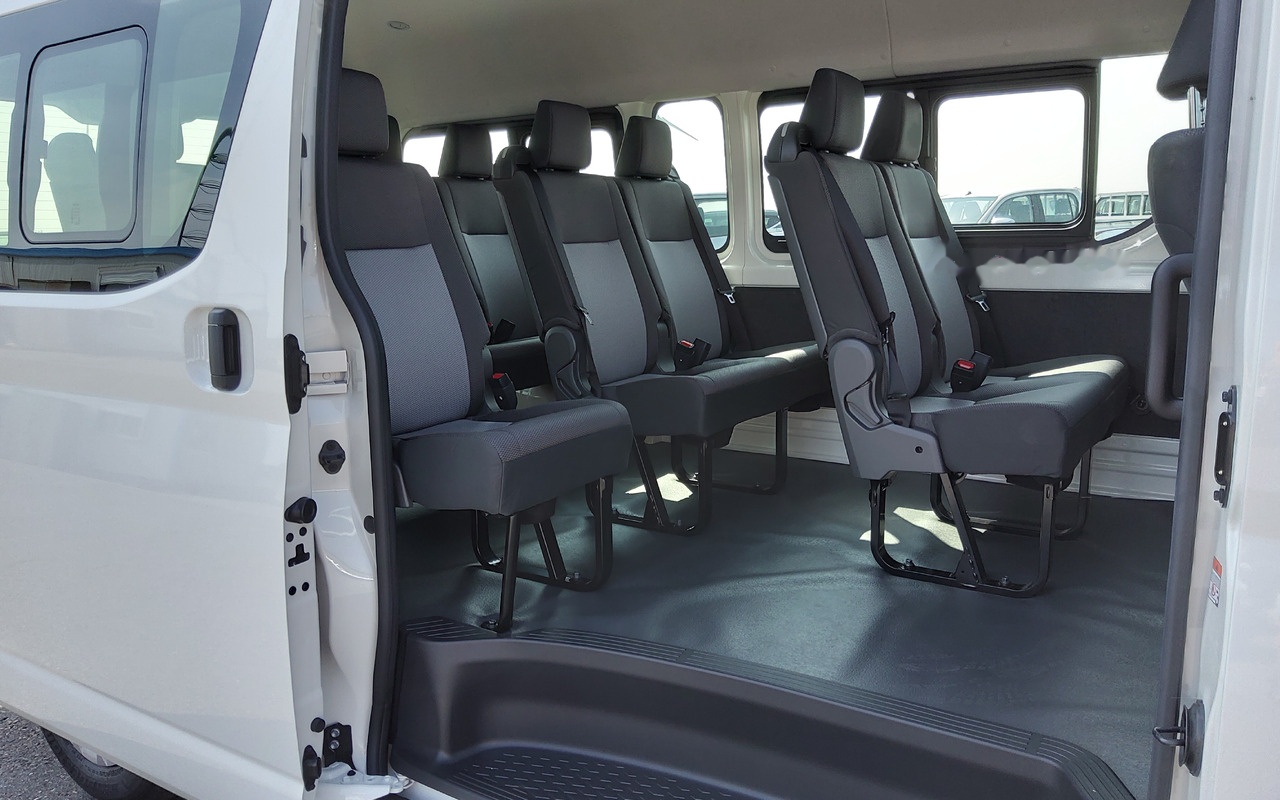 Toyota Hiace HIGH ROOF / TOIT HAUT 2.8L Diesel Manual base в лизинг Toyota Hiace HIGH ROOF / TOIT HAUT 2.8L Diesel Manual base: фото 11