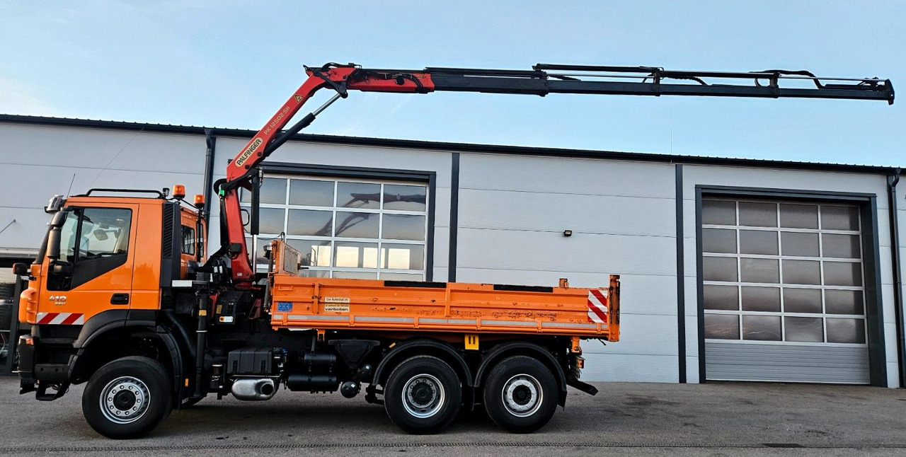 Iveco Trakker 410 6x4-4 EEV Palfinger PK12502 Funk - Самосвал, Автоманипулятор: фото 3 Iveco Trakker 410 6x4-4 EEV Palfinger PK12502 Funk - Самосвал, Автоманипулятор: фото 3
