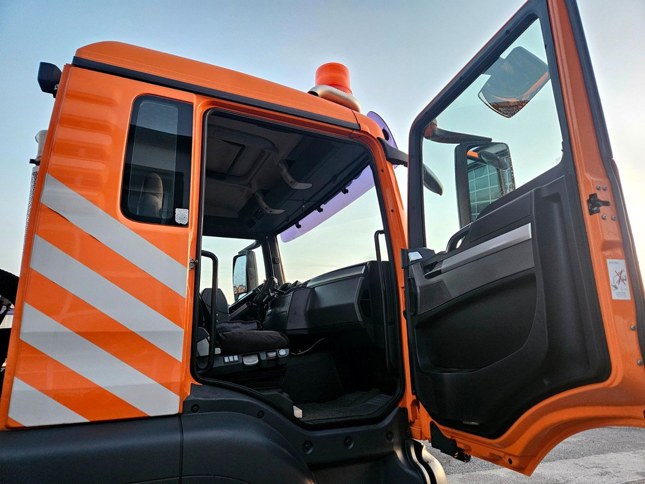 Самосвал, Автоманипулятор MAN TGS 28.400 6x4-4 BL Palfinger PK12002 Kran Euro5: фото 20