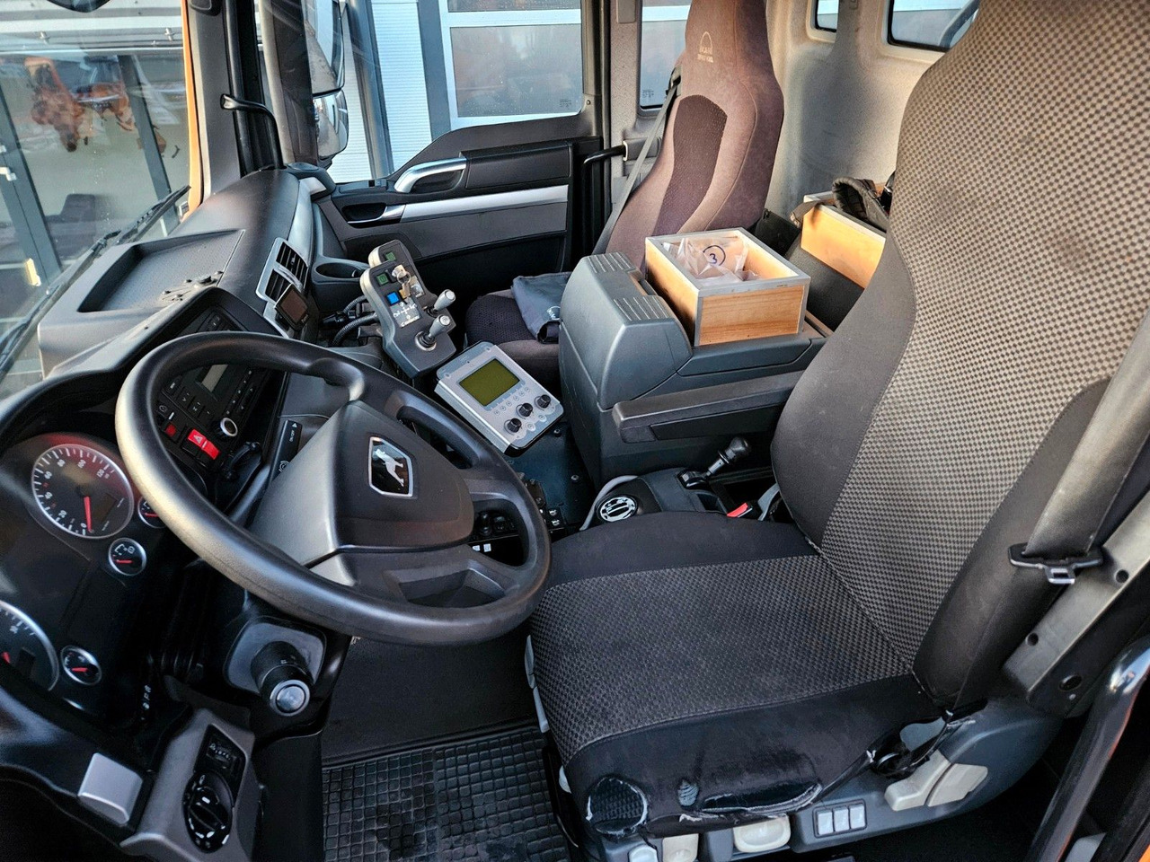 Крюковой мультилифт, Автоманипулятор MAN TGS 28.400 6x4-4 BL Palfinger PK12002 Kran Euro5: фото 10 Крюковой мультилифт, Автоманипулятор MAN TGS 28.400 6x4-4 BL Palfinger PK12002 Kran Euro5: фото 10