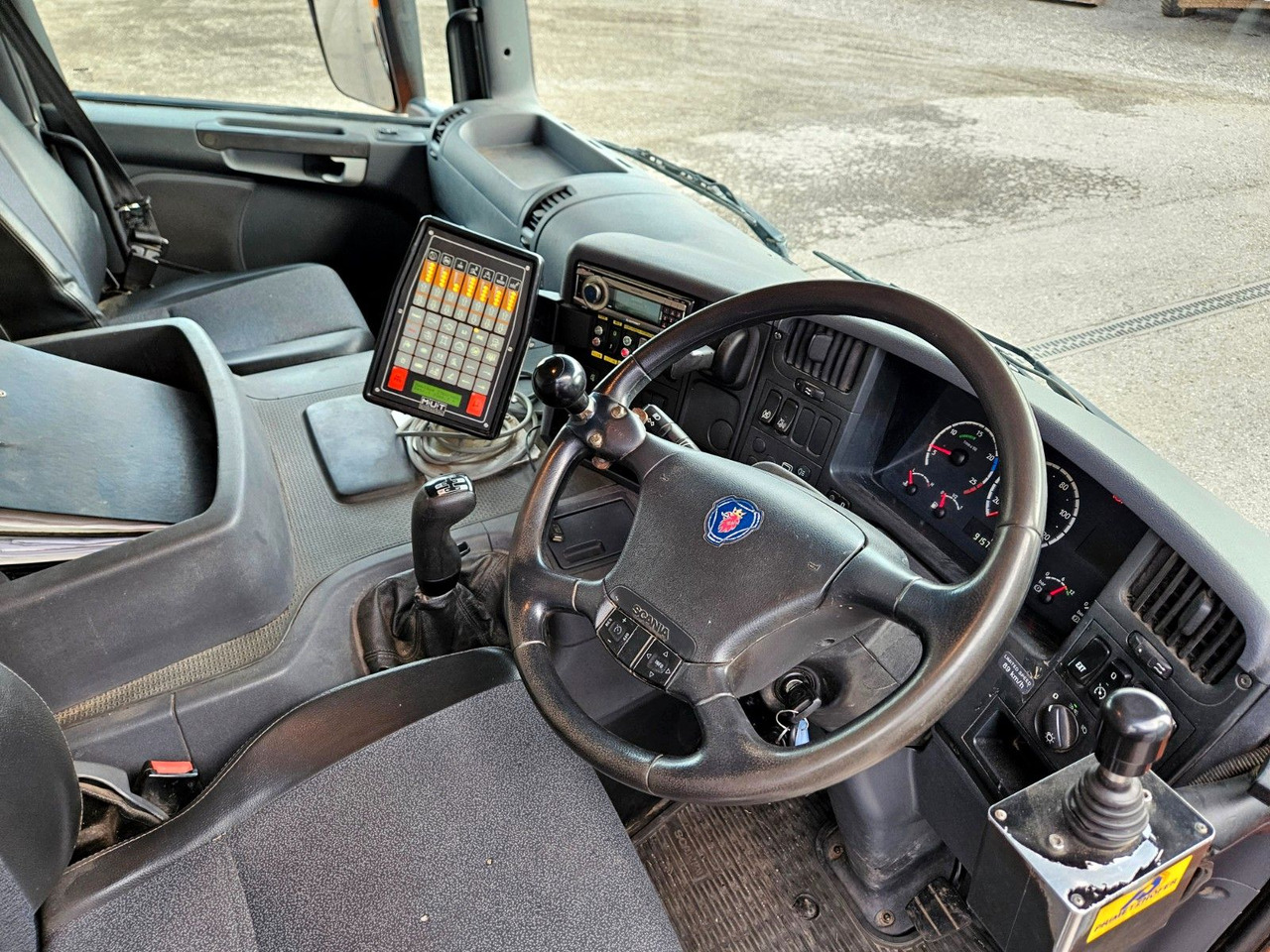 Подметально-уборочная машина Scania P280 Euro5 MUT 7m3 Hydrostat: фото 21