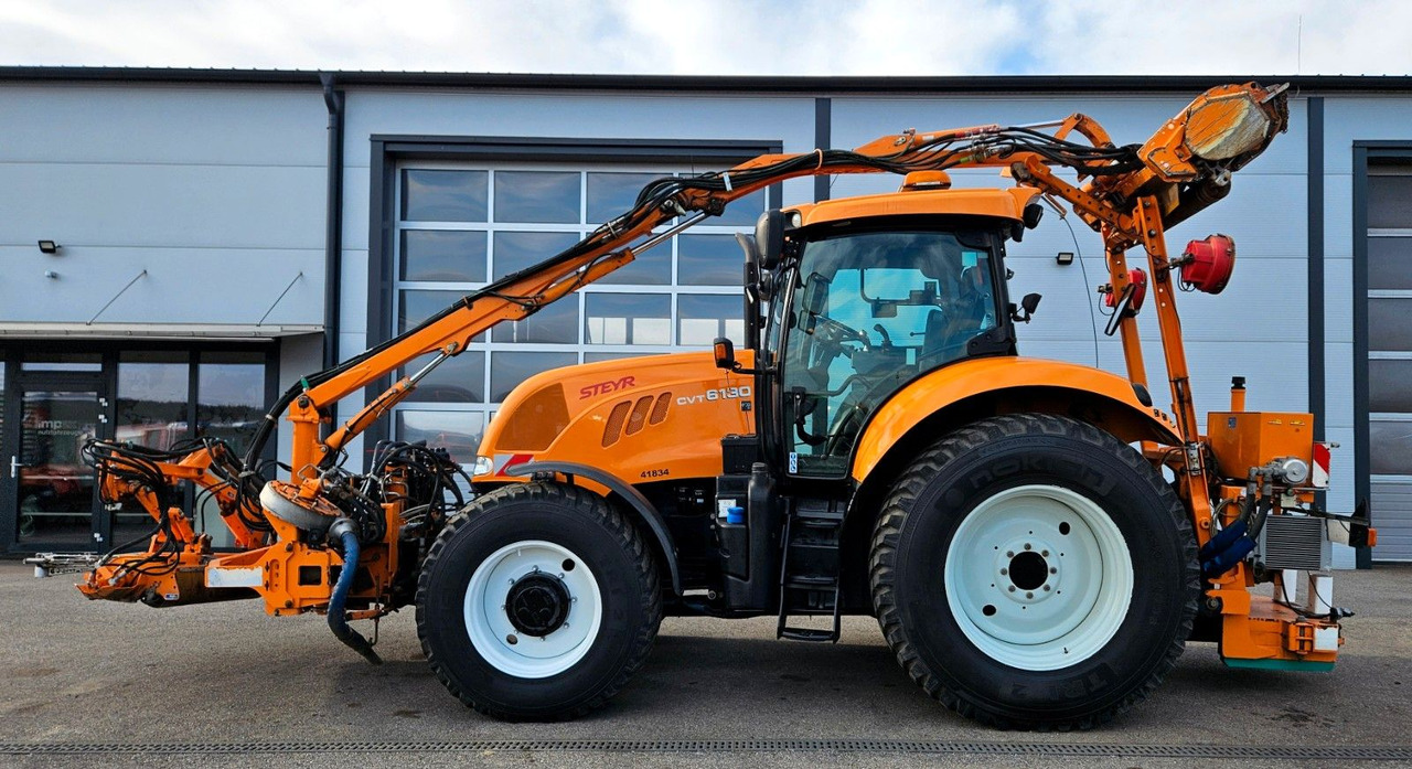 Steyr CVT 6130 Mulag MKM700 Mähkombination Kommunal - Коммунальный трактор: фото 2 Steyr CVT 6130 Mulag MKM700 Mähkombination Kommunal - Коммунальный трактор: фото 2