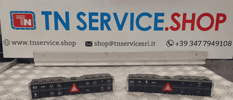 Interruttori consolle Mercedes-Benz MP4 - Электрическая система: фото 1 Interruttori consolle Mercedes-Benz MP4 - Электрическая система: фото 1