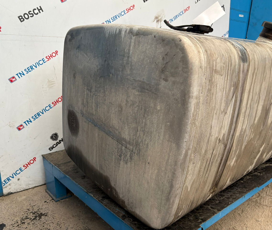 Serbatoio carburante Iveco - Топливный бак для Грузовиков: фото 2 Serbatoio carburante Iveco - Топливный бак для Грузовиков: фото 2