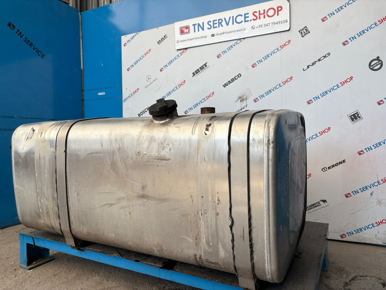 Serbatoio gasolio Iveco - Топливный бак для Коммерческих автомобилей: фото 2 Serbatoio gasolio Iveco - Топливный бак для Коммерческих автомобилей: фото 2