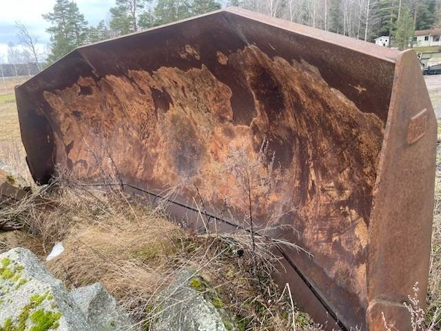 CAT D 8 T LGP - Отвал: фото 1 CAT D 8 T LGP - Отвал: фото 1