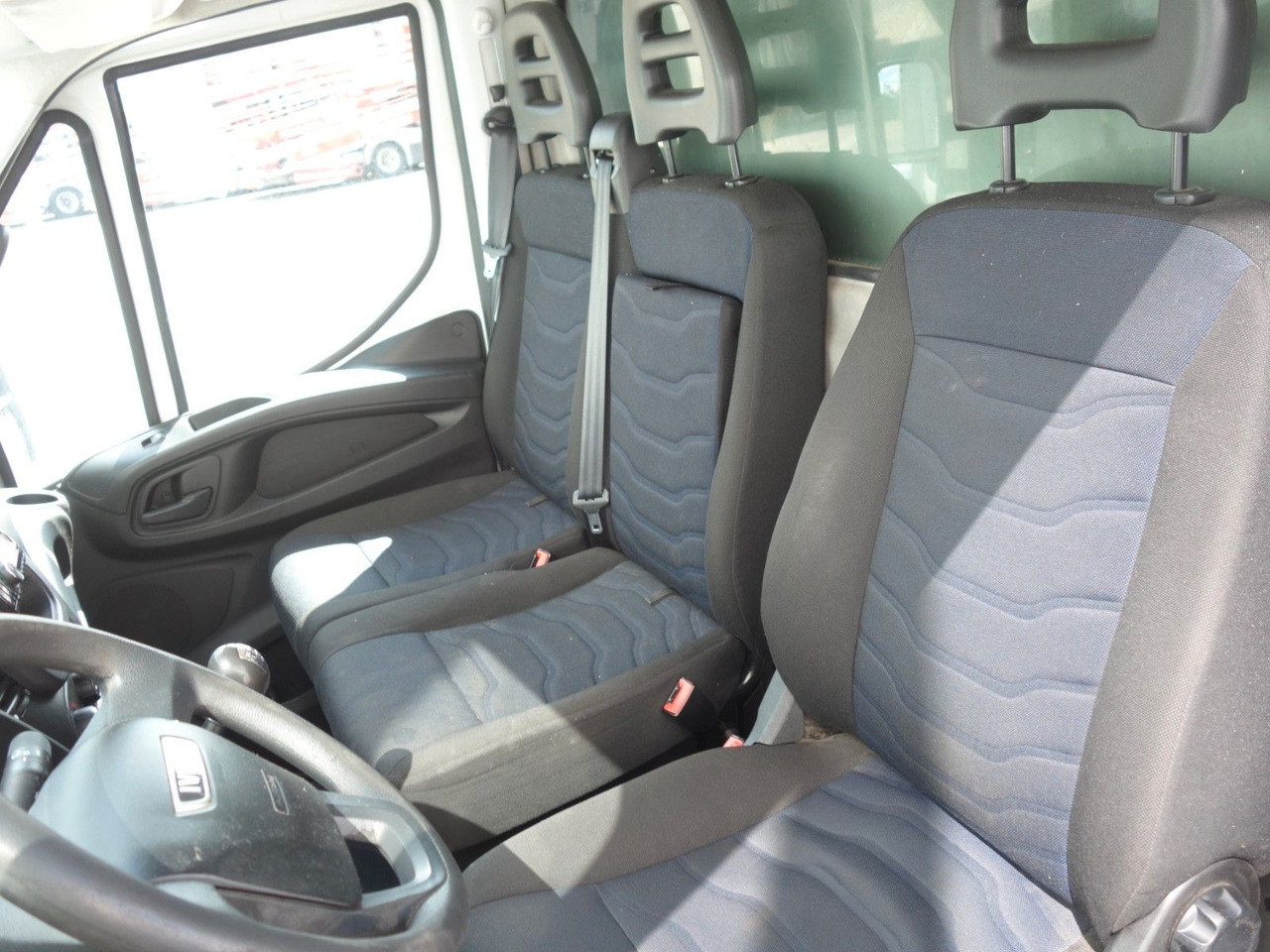 Тентованный фургон Iveco Daily 70C18 mit LBW: фото 12