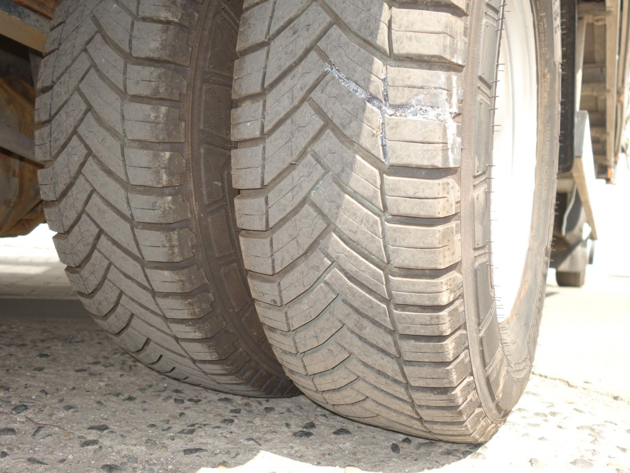 Тентованный фургон Iveco Daily 70C18 mit LBW: фото 9