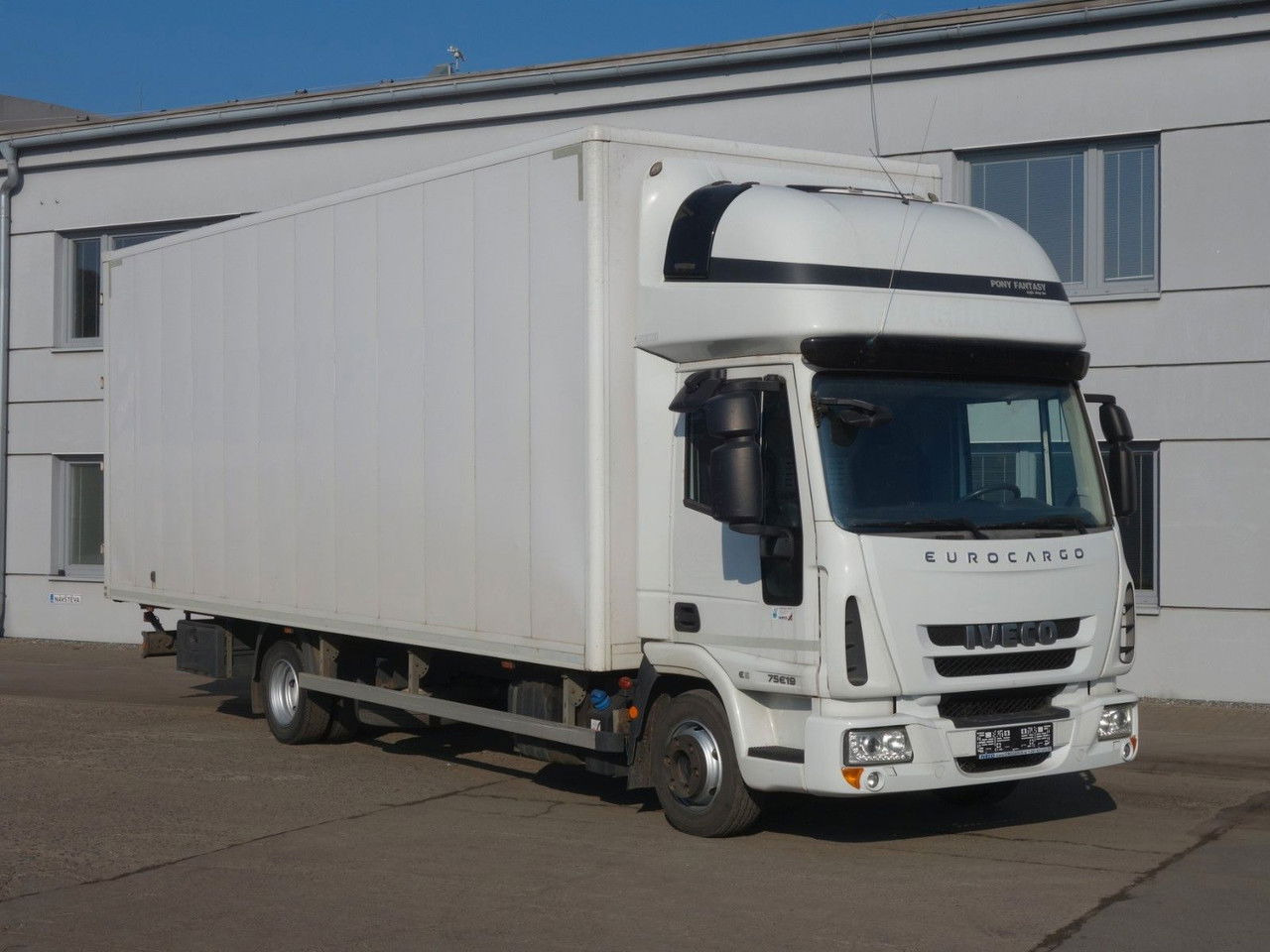 Iveco EuroCargo 75 75E19, 18 Palleten - Грузовик с закрытым кузовом: фото 3 Iveco EuroCargo 75 75E19, 18 Palleten - Грузовик с закрытым кузовом: фото 3