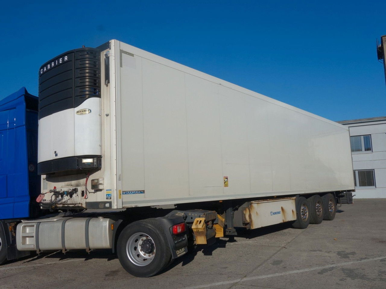 Krone SD, Carrier Maxima 1300, Doppelstock SD, Carrier Maxima 1300, Doppelstock - Полуприцеп-рефрижератор: фото 1 Krone SD, Carrier Maxima 1300, Doppelstock SD, Carrier Maxima 1300, Doppelstock - Полуприцеп-рефрижератор: фото 1