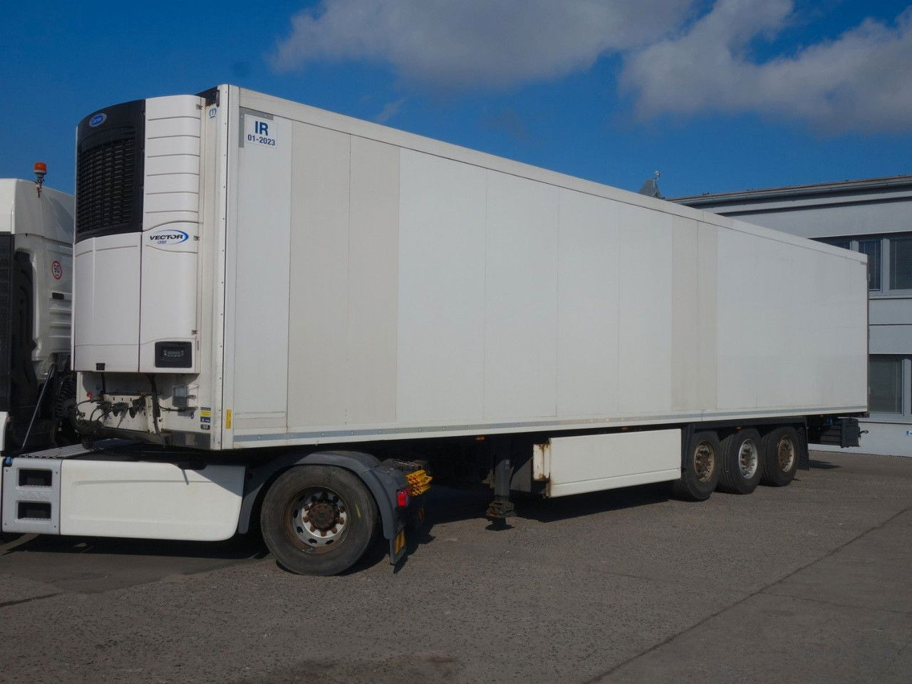 Krone SD Carrier Vector 1350 - Полуприцеп-рефрижератор: фото 4 Krone SD Carrier Vector 1350 - Полуприцеп-рефрижератор: фото 4