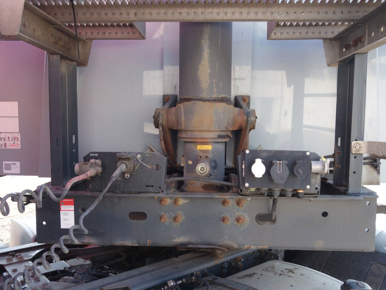 Самосвальный полуприцеп Schwarzmüller Alu Kipper, 50 cm3, Rollplane, Liftachse, SAF: фото 16