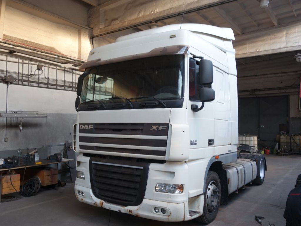 DAF XF 460 SC LD, Motorschaden - Тягач: фото 1 DAF XF 460 SC LD, Motorschaden - Тягач: фото 1