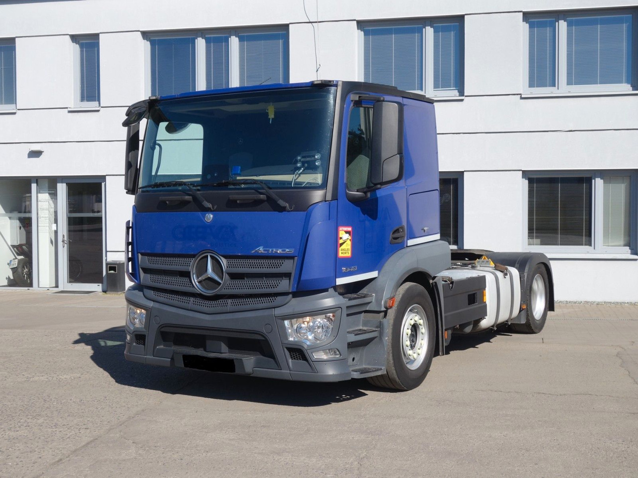 Mercedes-Benz Actros 1843 LSNRL LD, Retarder, Navi, 9 Stk. - Тягач: фото 4 Mercedes-Benz Actros 1843 LSNRL LD, Retarder, Navi, 9 Stk. - Тягач: фото 4