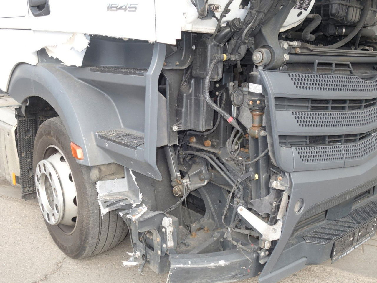 Mercedes-Benz Actros 1845 LD BIG Space MirrorCam - Тягач: фото 5 Mercedes-Benz Actros 1845 LD BIG Space MirrorCam - Тягач: фото 5