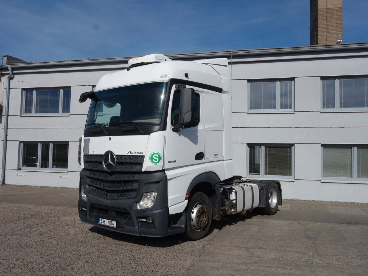 Mercedes-Benz Actros 1845 LS Standard - Тягач: фото 1 Mercedes-Benz Actros 1845 LS Standard - Тягач: фото 1