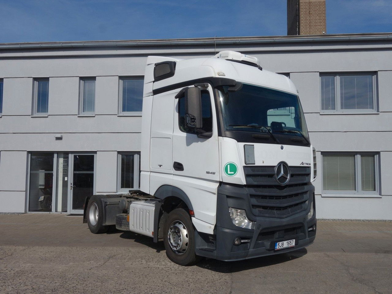 Mercedes-Benz Actros 1845 LS Standard - Тягач: фото 4 Mercedes-Benz Actros 1845 LS Standard - Тягач: фото 4