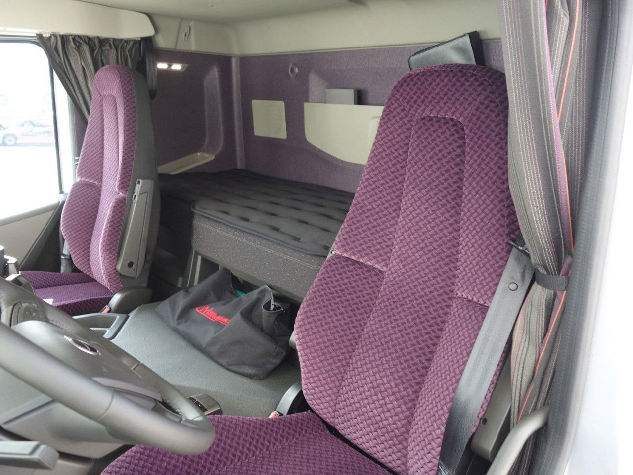 Тягач Volvo FM 13 460 PS, Retarder , fur Euro Lohr: фото 8
