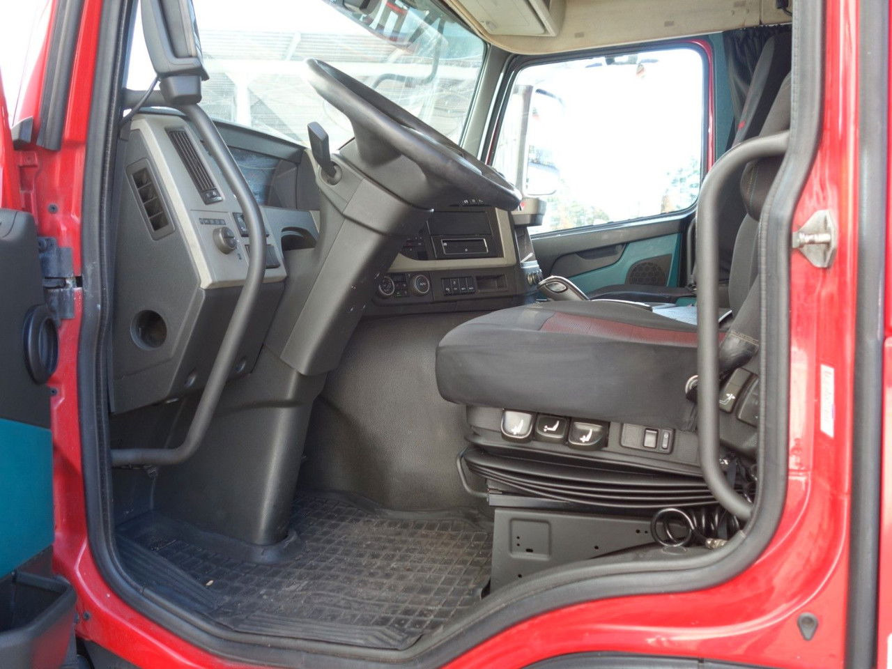 Автовоз Volvo FM 460 6x2 Fahrgestell für Autotransporter: фото 13 Автовоз Volvo FM 460 6x2 Fahrgestell für Autotransporter: фото 13