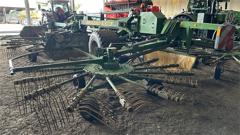 Krone Swadro 2000 TC - Сеноворошилка: фото 4 Krone Swadro 2000 TC - Сеноворошилка: фото 4