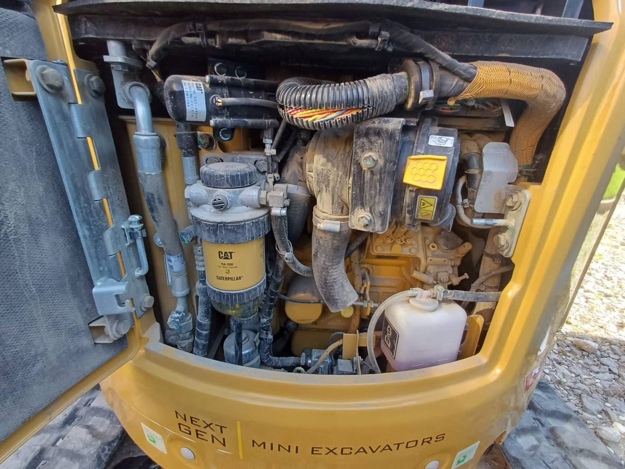 Гусеничный экскаватор CAT 302-05CR: фото 7 Гусеничный экскаватор CAT 302-05CR: фото 7