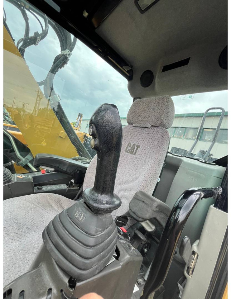 Колёсный экскаватор CAT M315F: фото 9 Колёсный экскаватор CAT M315F: фото 9