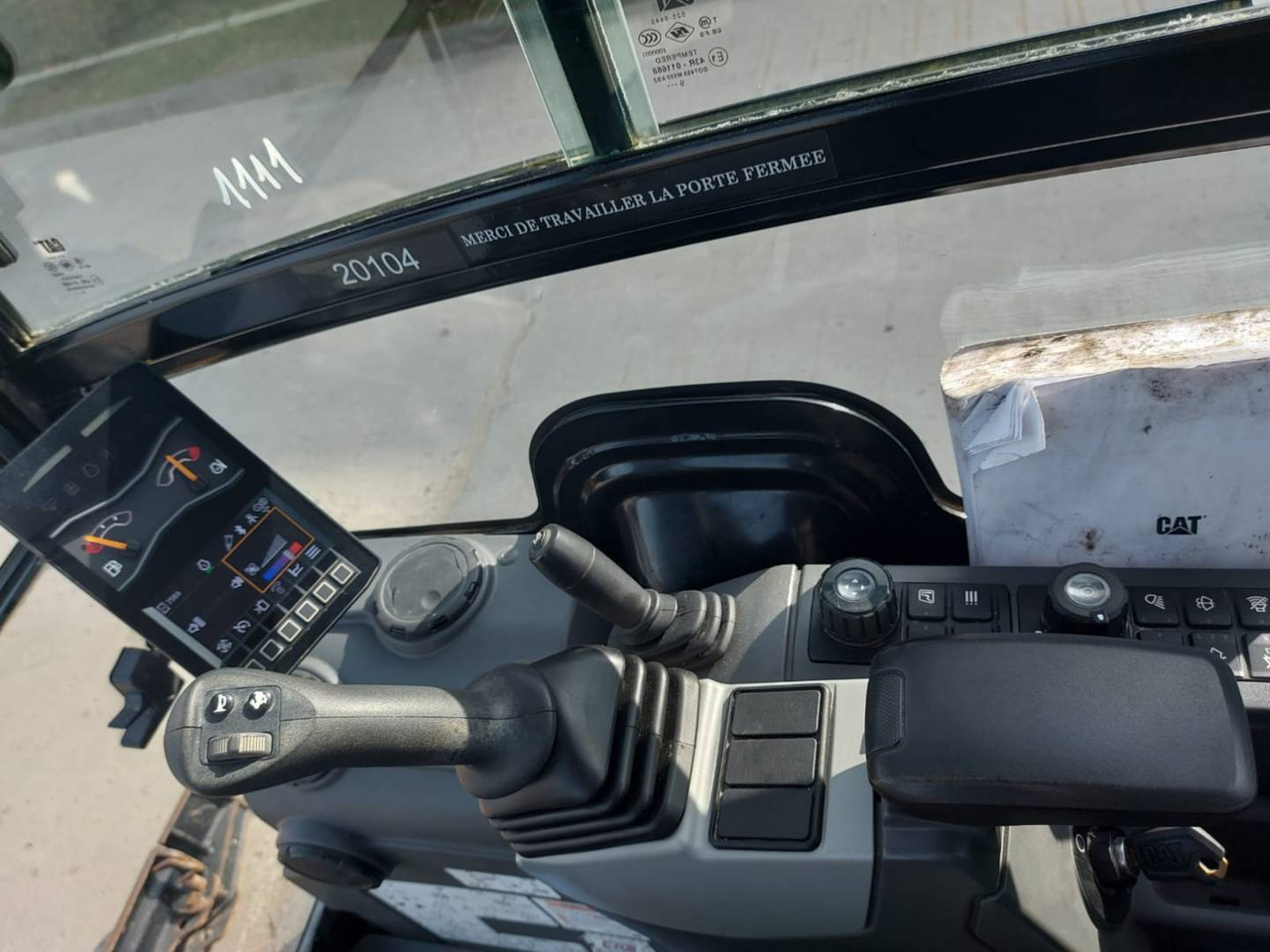 Гусеничный экскаватор CAT 301.8: фото 17 Гусеничный экскаватор CAT 301.8: фото 17