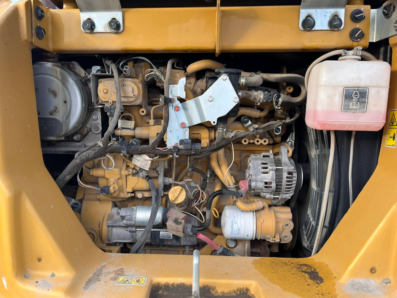 Гусеничный экскаватор CAT 308E2CR: фото 17