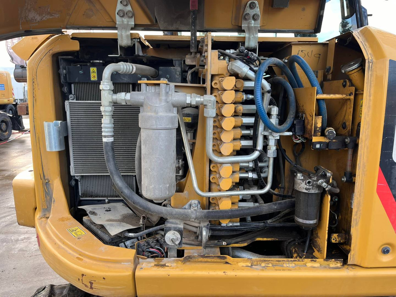 Гусеничный экскаватор CAT 308E2CR: фото 7