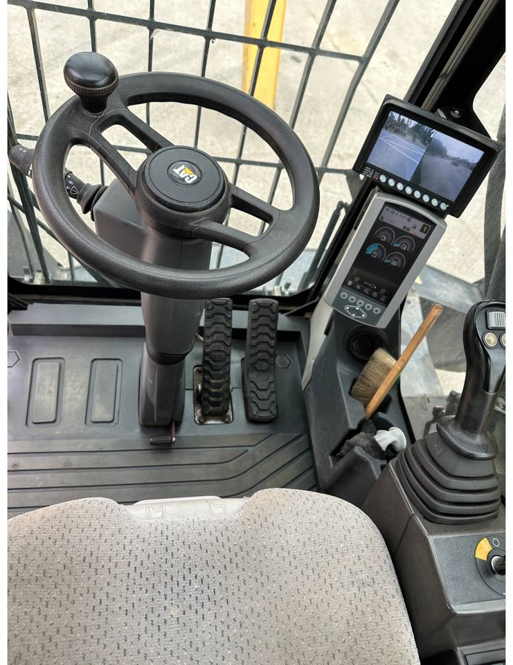 Колёсный экскаватор CAT MH3022: фото 13 Колёсный экскаватор CAT MH3022: фото 13