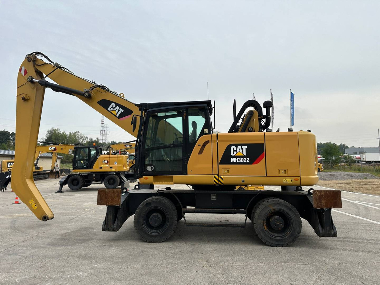Колёсный экскаватор CAT MH3022: фото 9 Колёсный экскаватор CAT MH3022: фото 9