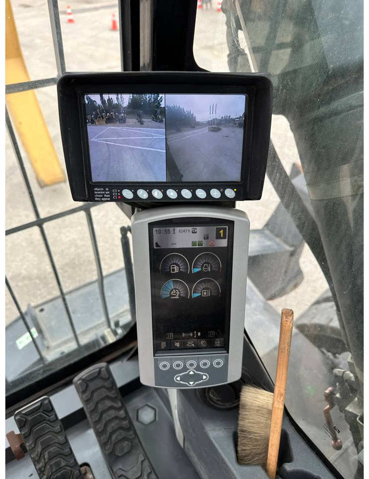 Колёсный экскаватор CAT MH3022: фото 12 Колёсный экскаватор CAT MH3022: фото 12