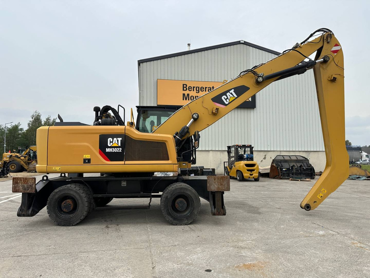 Колёсный экскаватор CAT MH3022: фото 10 Колёсный экскаватор CAT MH3022: фото 10