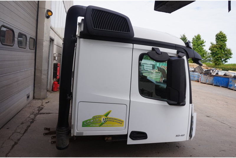 Mercedes-Benz ACTROS MP4 L-CLSSP L2.3 TUNNEL 170 - Кабина и интерьер для Грузовиков: фото 3 Mercedes-Benz ACTROS MP4 L-CLSSP L2.3 TUNNEL 170 - Кабина и интерьер для Грузовиков: фото 3