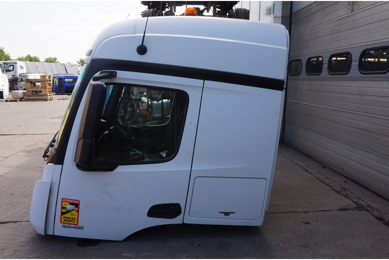 Mercedes-Benz L-STREAMSPACE 2.3MM 320 TUNNEL - Кабина и интерьер для Грузовиков: фото 2 Mercedes-Benz L-STREAMSPACE 2.3MM 320 TUNNEL - Кабина и интерьер для Грузовиков: фото 2
