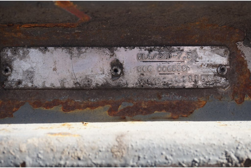 Mercedes-Benz VL4/29D-7.5 - Передняя ось для Грузовиков: фото 2 Mercedes-Benz VL4/29D-7.5 - Передняя ось для Грузовиков: фото 2