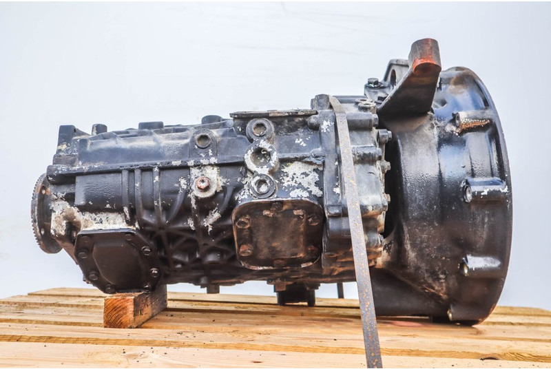 ZF S6-66 M90 - Запчасти для Грузовиков: фото 1 ZF S6-66 M90 - Запчасти для Грузовиков: фото 1