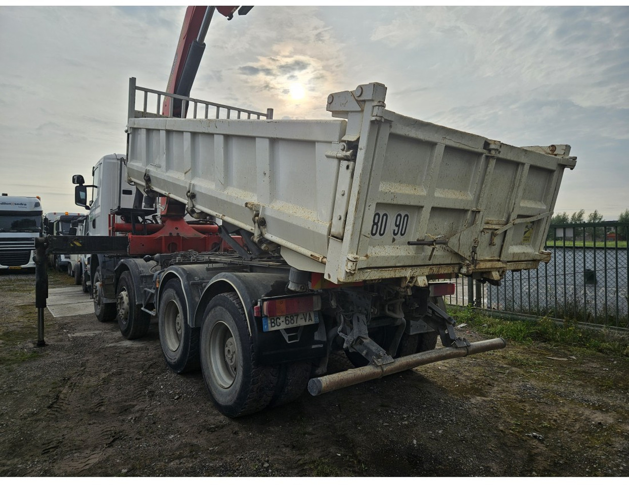 Scania R420 8x4 Tipper Crane Palfinger 23500 - Самосвал, Автоманипулятор: фото 4 Scania R420 8x4 Tipper Crane Palfinger 23500 - Самосвал, Автоманипулятор: фото 4