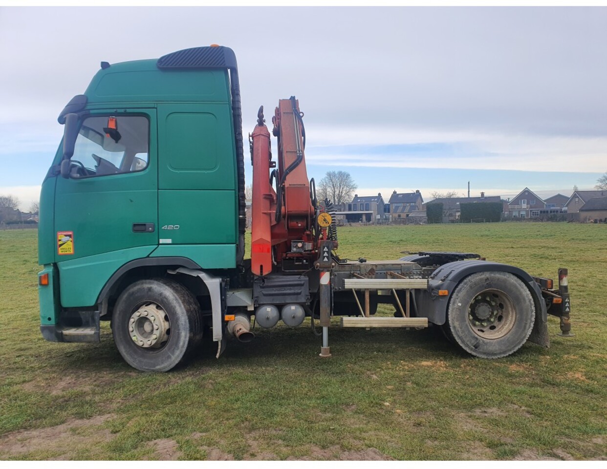 VOLVO FH 420 4X2 EURO 3 CRANE EFFER 25T 13M REMOTE CONTROL MANUAL RETARDER - Тягач: фото 3 VOLVO FH 420 4X2 EURO 3 CRANE EFFER 25T 13M REMOTE CONTROL MANUAL RETARDER - Тягач: фото 3