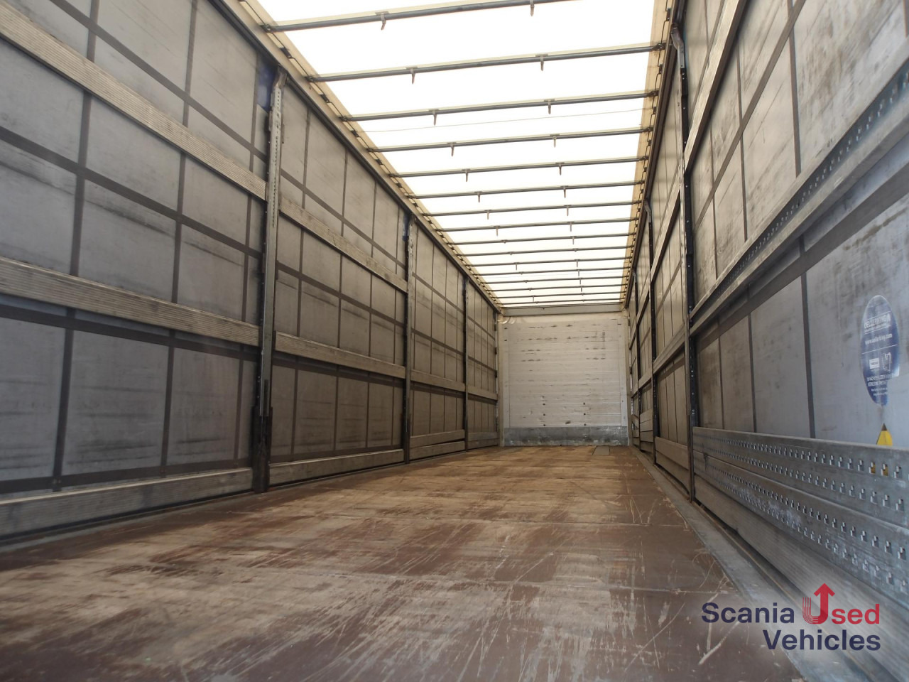 SCHMITZ SCB*S3T - STANDARD - LIFTACHSE - PALETTENKASTEN - Тентованный полуприцеп: фото 3 SCHMITZ SCB*S3T - STANDARD - LIFTACHSE - PALETTENKASTEN - Тентованный полуприцеп: фото 3