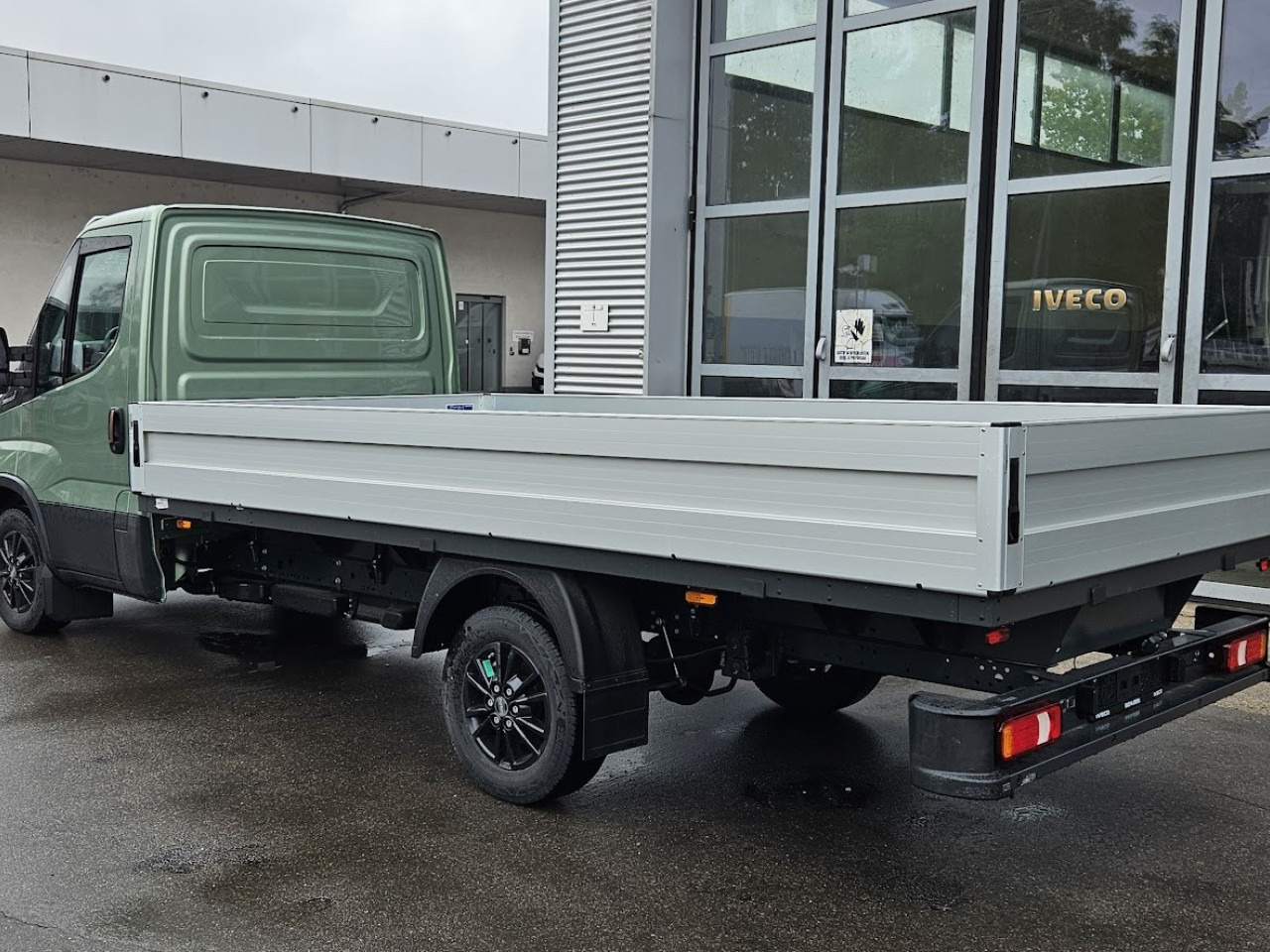 IVECO Daily 35S14A8 - Цельнометаллический фургон: фото 3 IVECO Daily 35S14A8 - Цельнометаллический фургон: фото 3