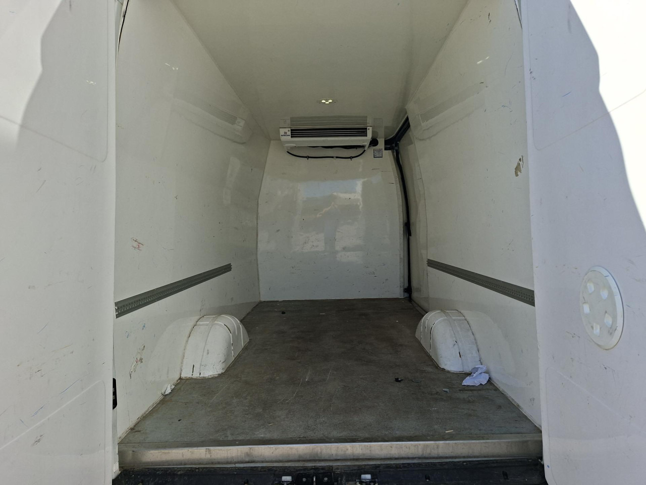 IVECO Daily 35S14V - Фургон-рефрижератор: фото 5 IVECO Daily 35S14V - Фургон-рефрижератор: фото 5