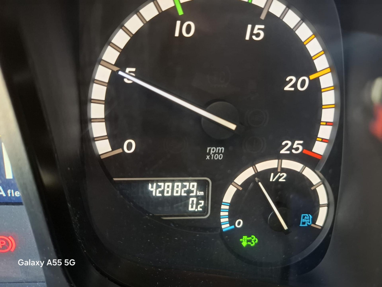 MERCEDES-BENZ Antos 2543L - Грузовик с закрытым кузовом: фото 3 MERCEDES-BENZ Antos 2543L - Грузовик с закрытым кузовом: фото 3